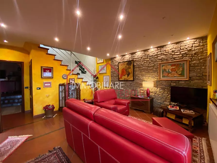 Immagine 24 di Casa bifamiliare in vendita  a Massarosa