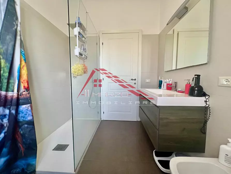 Immagine 21 di Appartamento in vendita  a Cascina