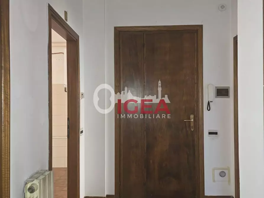 Immagine 16 di Appartamento in vendita  a Colle Di Val D'elsa