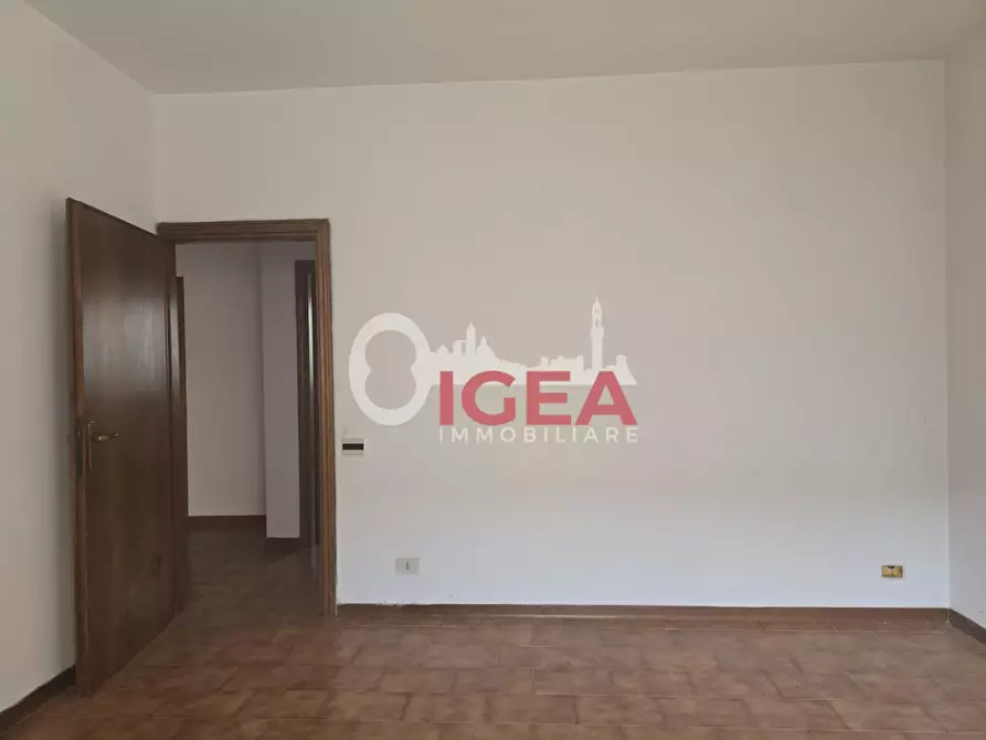 Immagine 13 di Appartamento in vendita  a Colle Di Val D'elsa