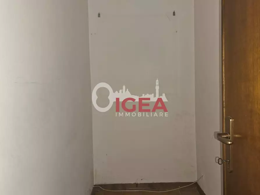 Immagine 19 di Appartamento in vendita  a Colle Di Val D'elsa