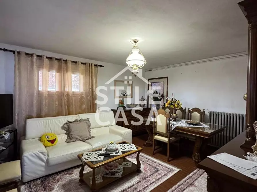 Immagine 10 di Villa in vendita  a Altopascio