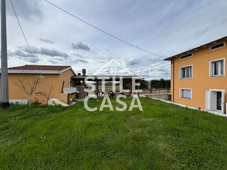 Immagine 71 di Villa in vendita  a Altopascio