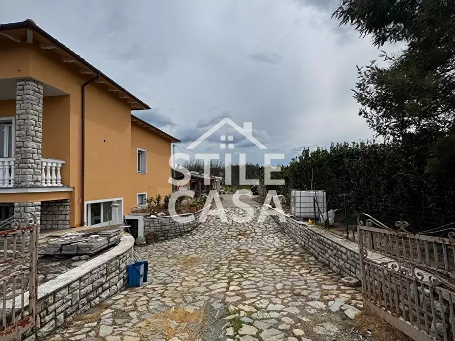 Immagine 74 di Villa in vendita  a Altopascio