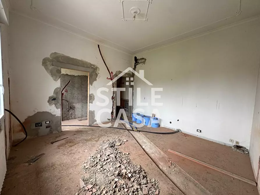 Immagine 55 di Villa in vendita  a Altopascio