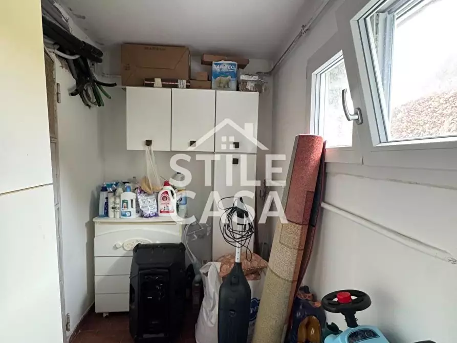 Immagine 41 di Villa in vendita  a Altopascio