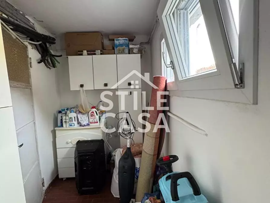 Immagine 38 di Villa in vendita  a Altopascio