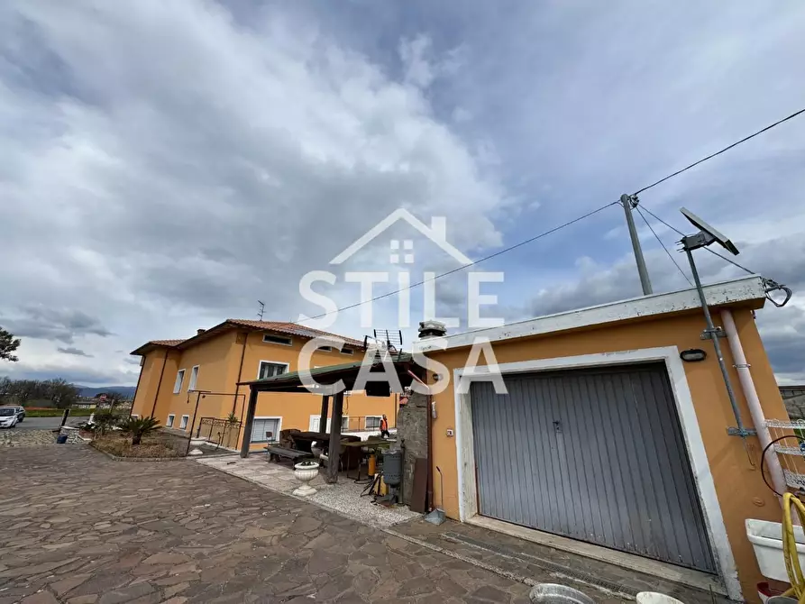 Immagine 79 di Villa in vendita  a Altopascio