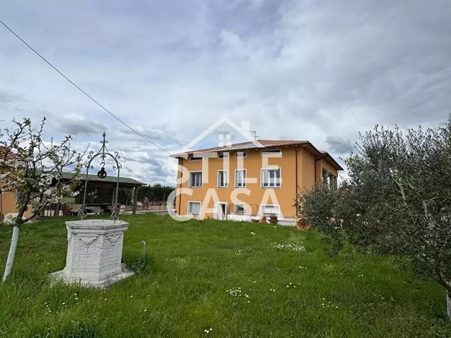 Immagine 76 di Villa in vendita  a Altopascio