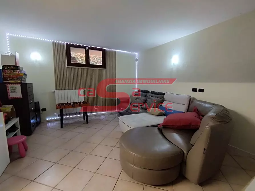 Immagine 22 di Casa quadrifamiliare in vendita  a Massa E Cozzile