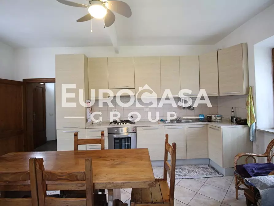 Immagine 12 di Villa in vendita  a Lucca