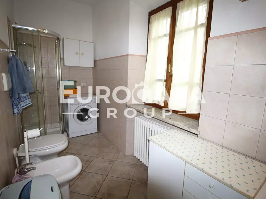 Immagine 14 di Villa in vendita  a Lucca