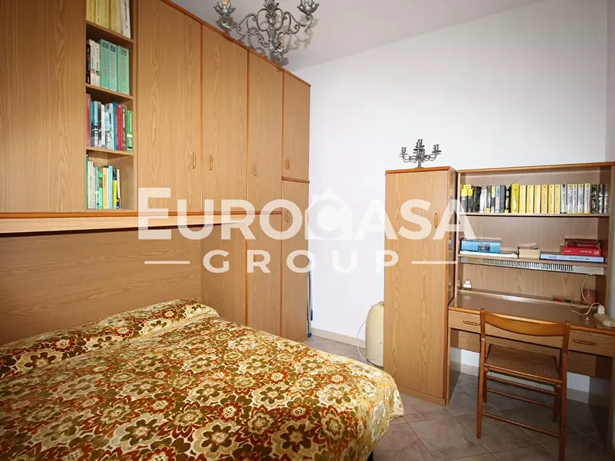 Immagine 26 di Villa in vendita  a Lucca