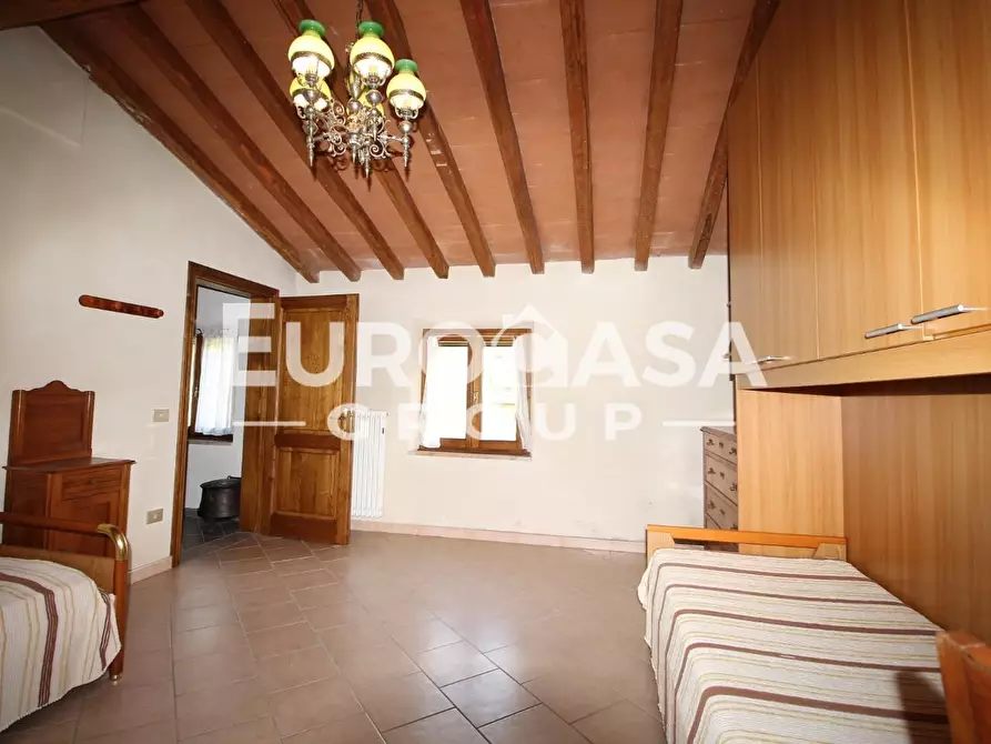 Immagine 39 di Villa in vendita  a Lucca