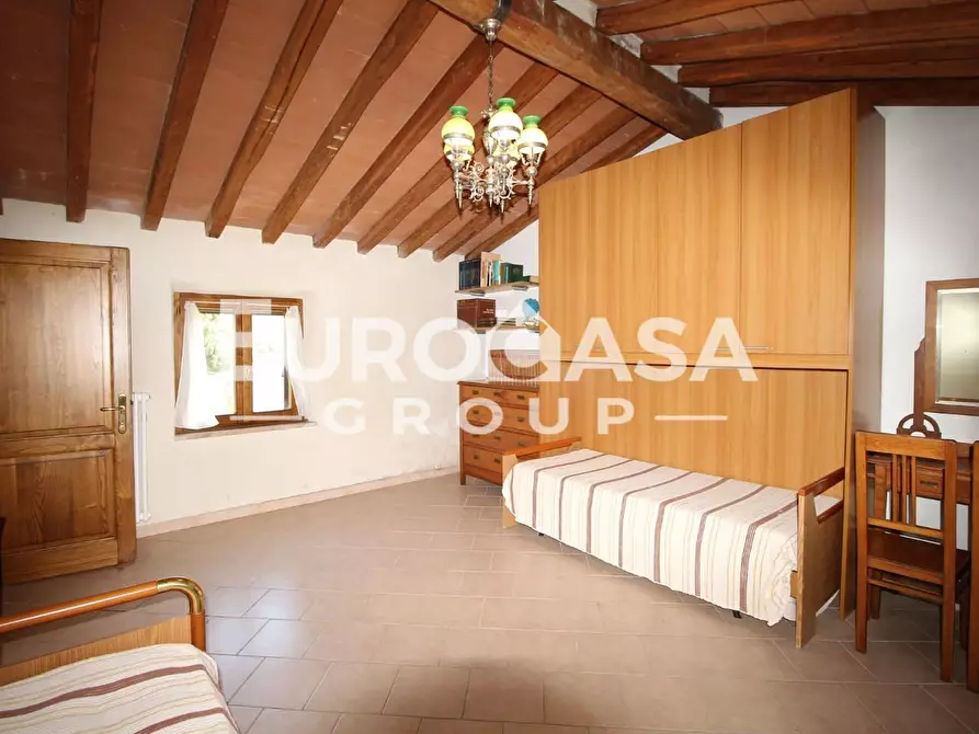 Immagine 40 di Villa in vendita  a Lucca