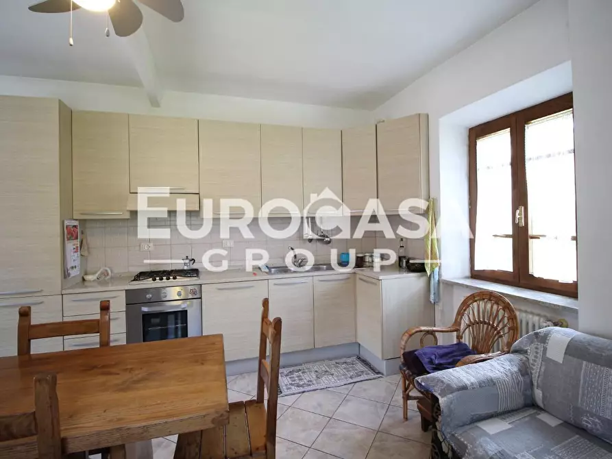 Immagine 13 di Villa in vendita  a Lucca