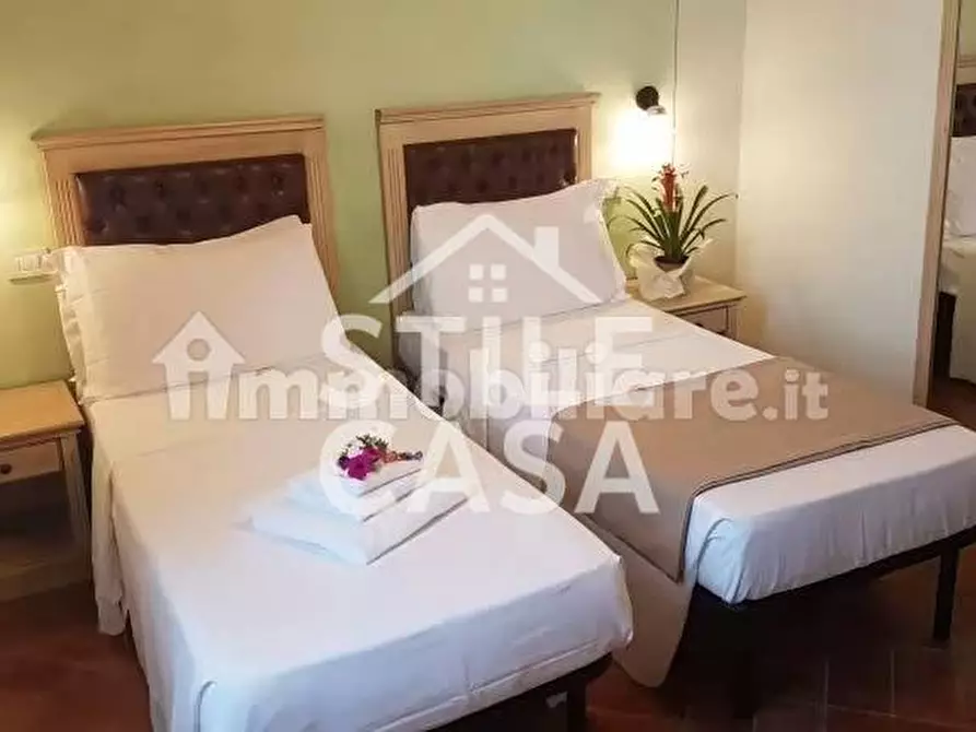 Immagine 18 di Casa colonica in vendita  a Altopascio