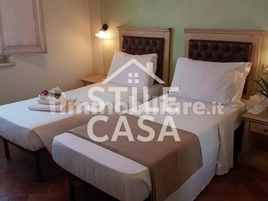 Immagine 20 di Casa colonica in vendita  a Altopascio