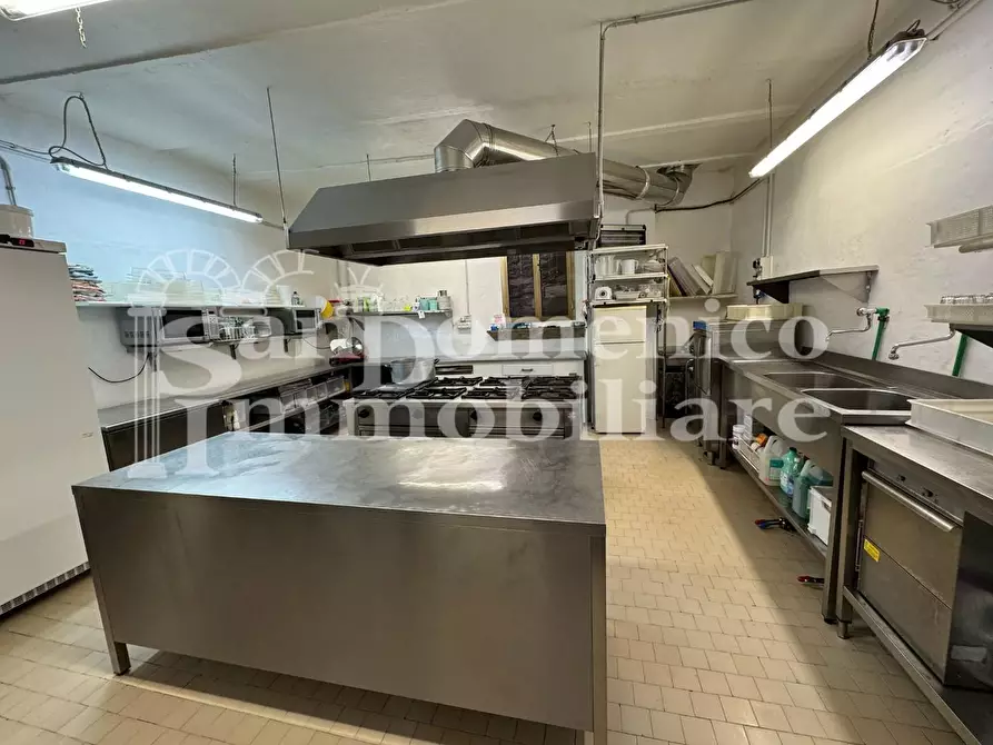 Immagine 17 di Bar / Ristorante in vendita  a Calci