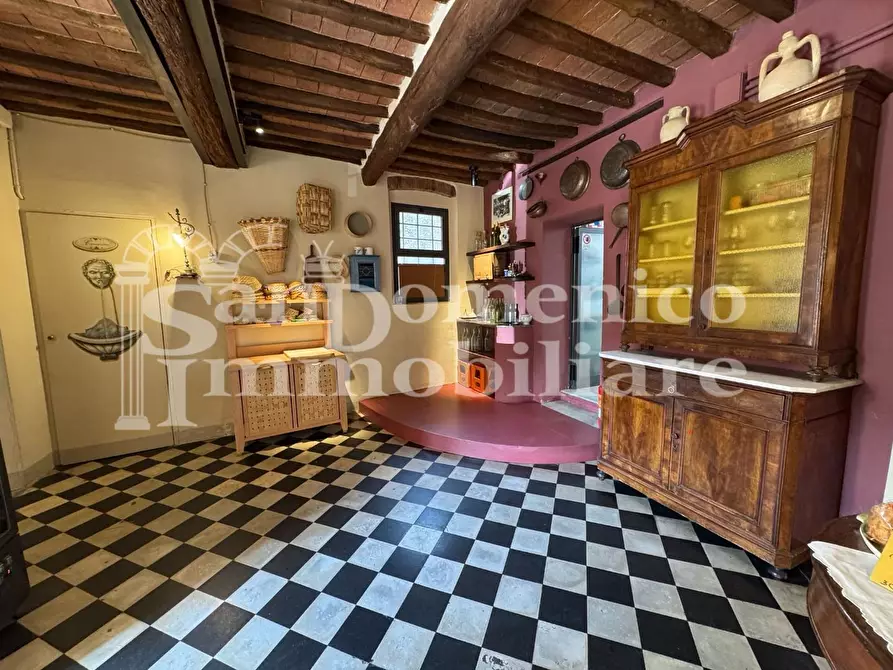 Immagine 19 di Bar / Ristorante in vendita  a Calci