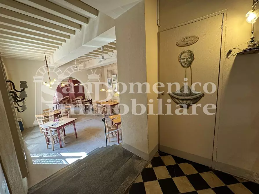 Immagine 22 di Bar / Ristorante in vendita  a Calci