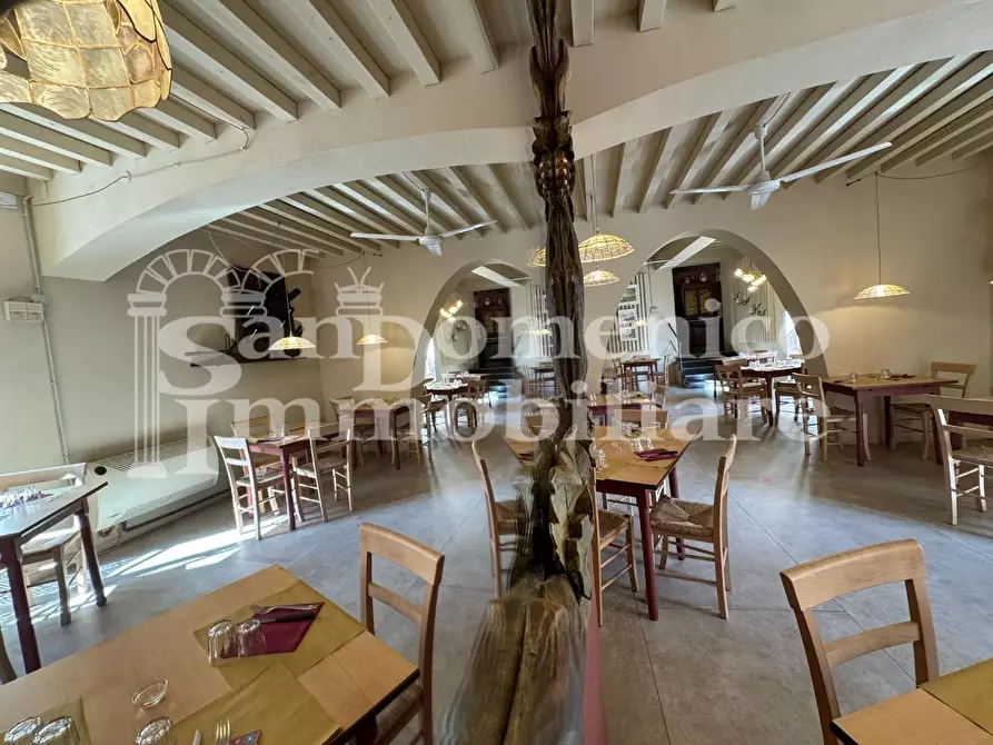 Immagine 41 di Bar / Ristorante in vendita  a Calci
