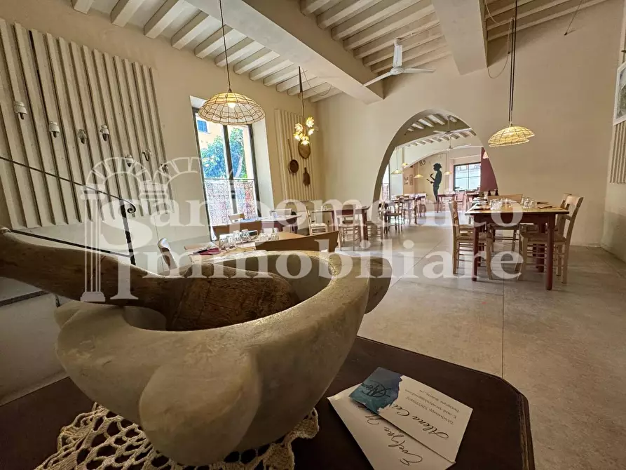 Immagine 28 di Bar / Ristorante in vendita  a Calci