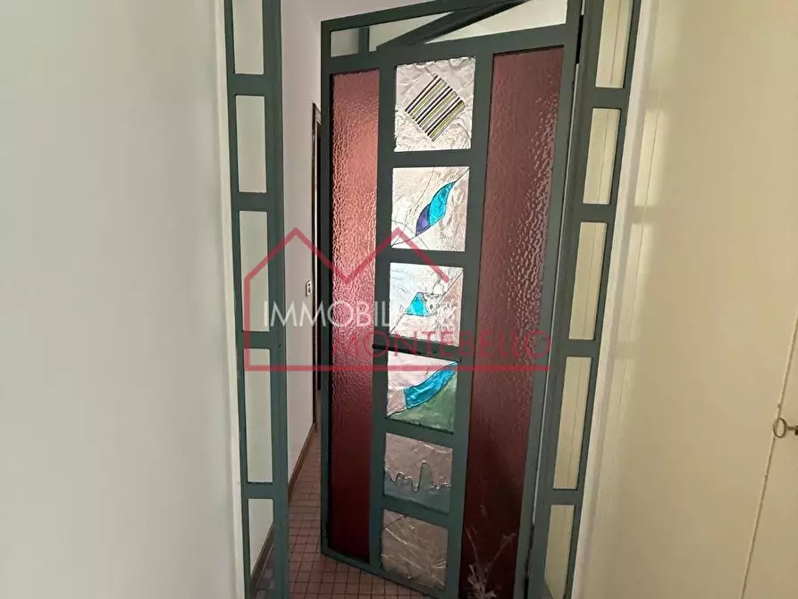 Immagine 10 di Appartamento in vendita  a Camaiore