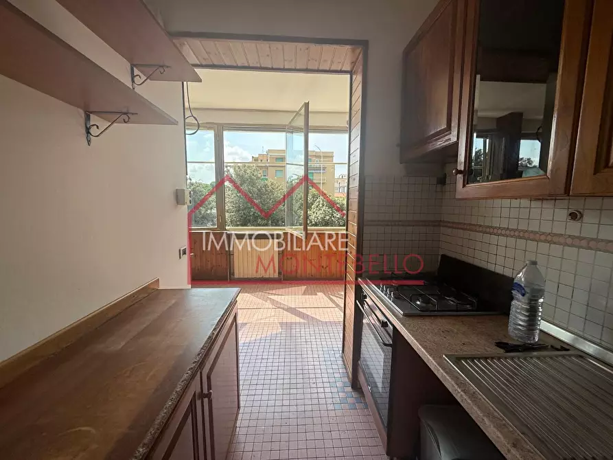 Immagine 6 di Appartamento in vendita  a Camaiore