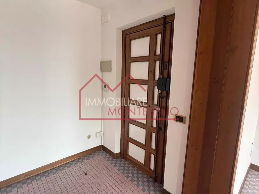 Immagine 8 di Appartamento in vendita  a Camaiore