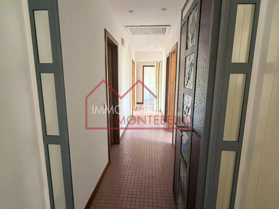 Immagine 9 di Appartamento in vendita  a Camaiore