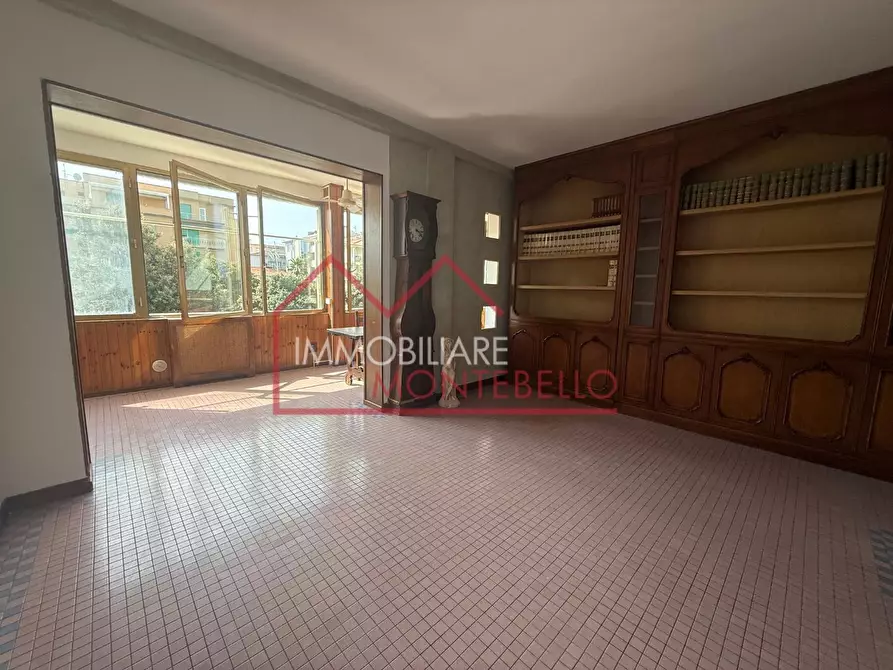 Immagine 1 di Appartamento in vendita  a Camaiore