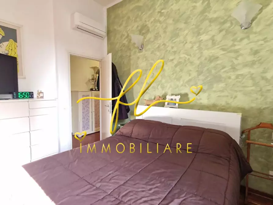 Immagine 8 di Appartamento in vendita  a Livorno