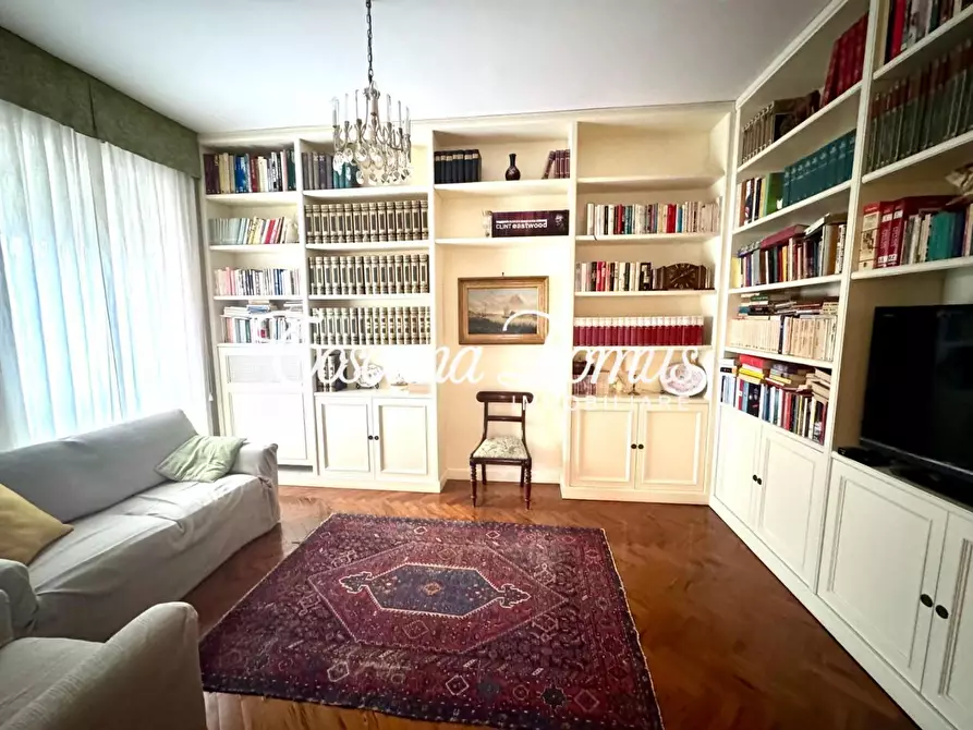 Immagine 22 di Appartamento in vendita  a Siena