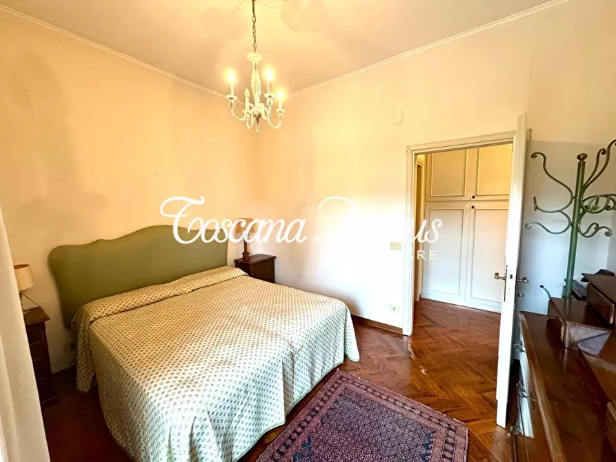 Immagine 30 di Appartamento in vendita  a Siena