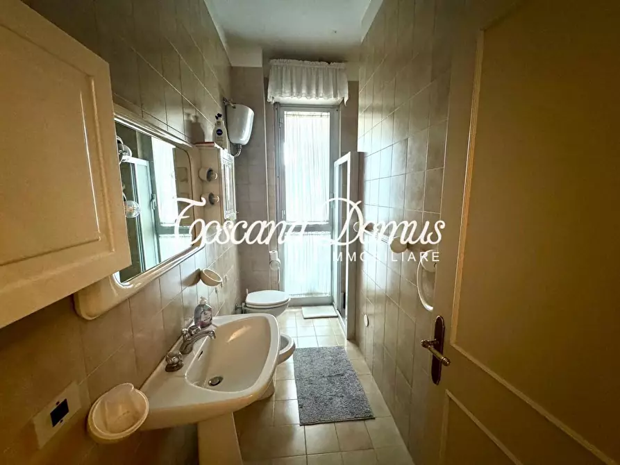 Immagine 26 di Appartamento in vendita  a Siena