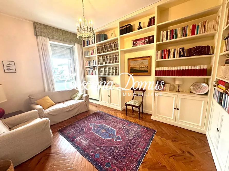 Immagine 23 di Appartamento in vendita  a Siena