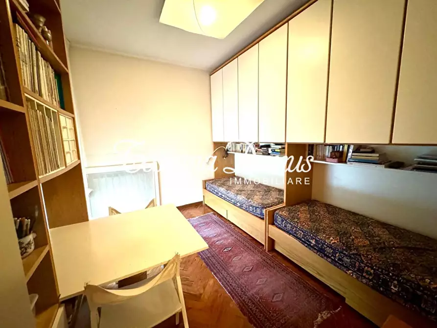 Immagine 28 di Appartamento in vendita  a Siena