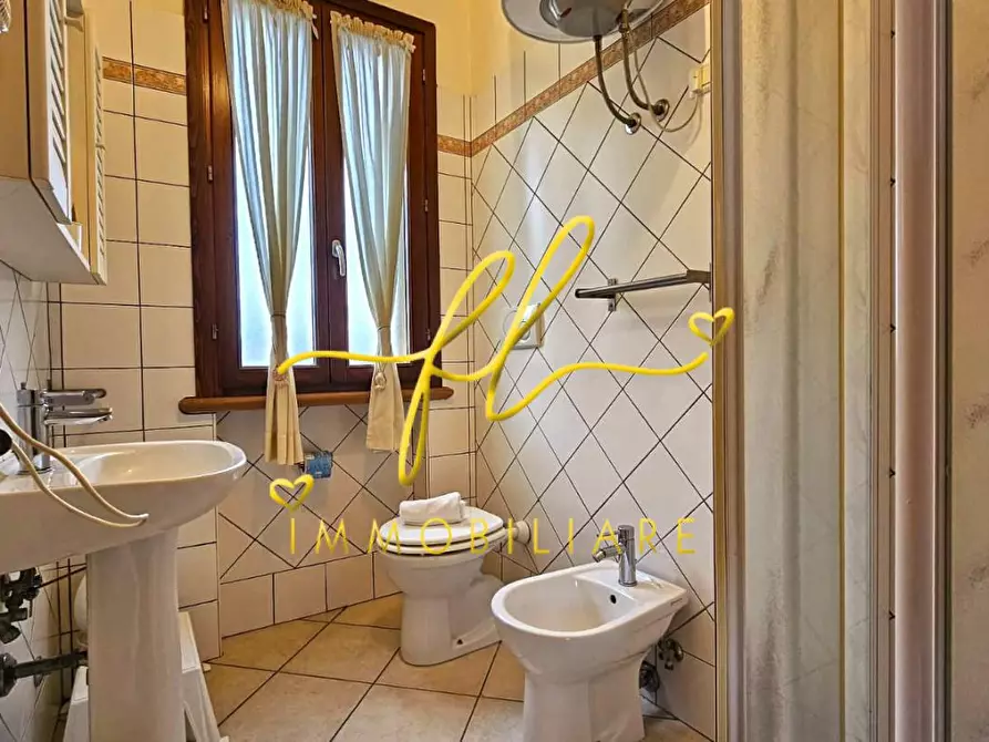 Immagine 6 di Appartamento in vendita  a Rosignano Marittimo