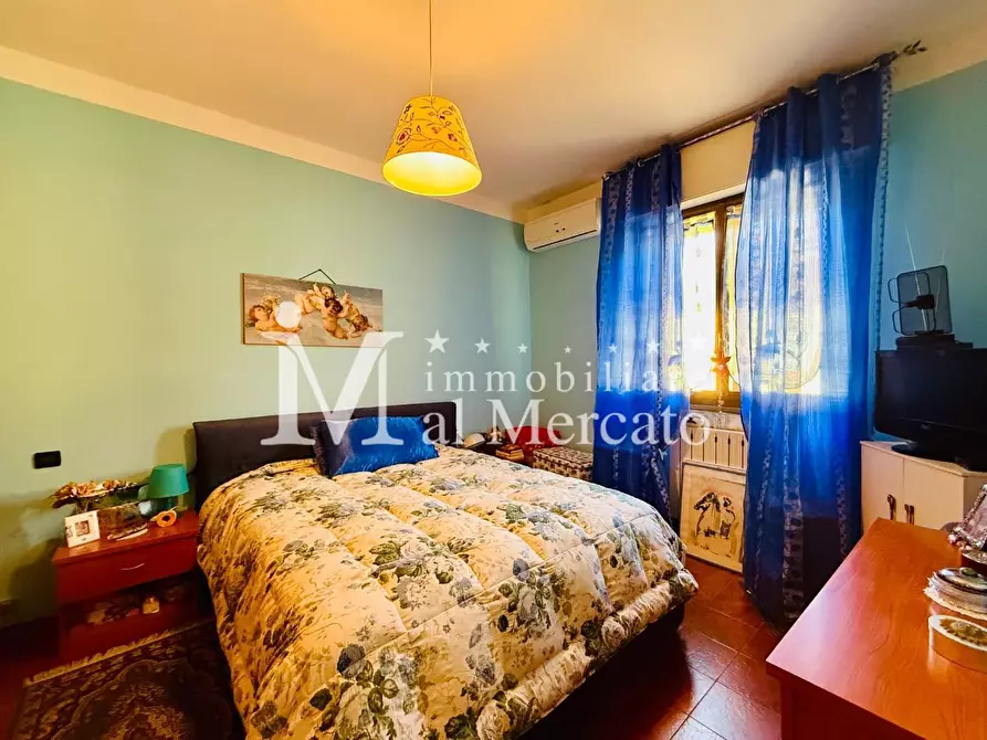 Immagine 15 di Appartamento in vendita  a Viareggio