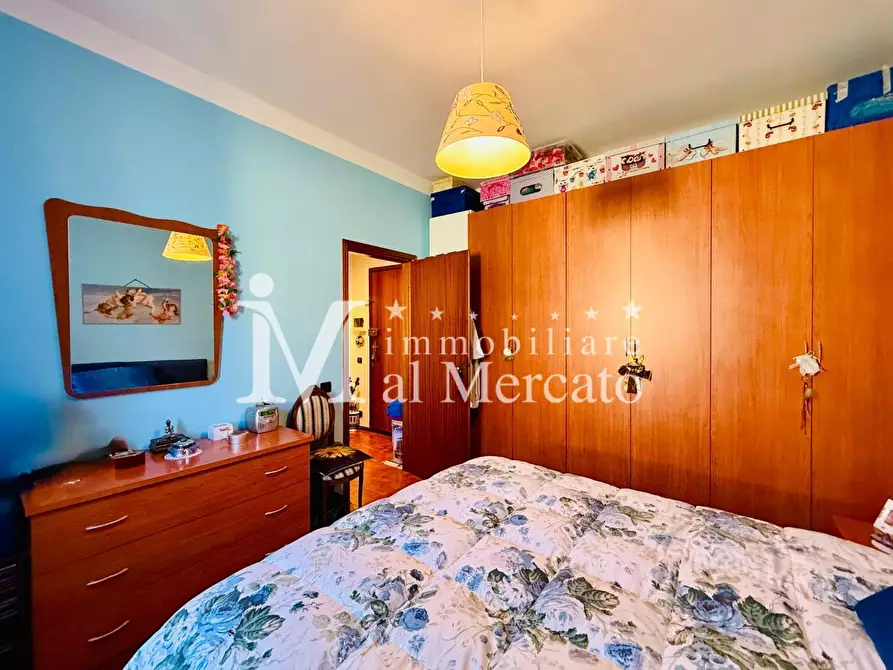 Immagine 16 di Appartamento in vendita  a Viareggio