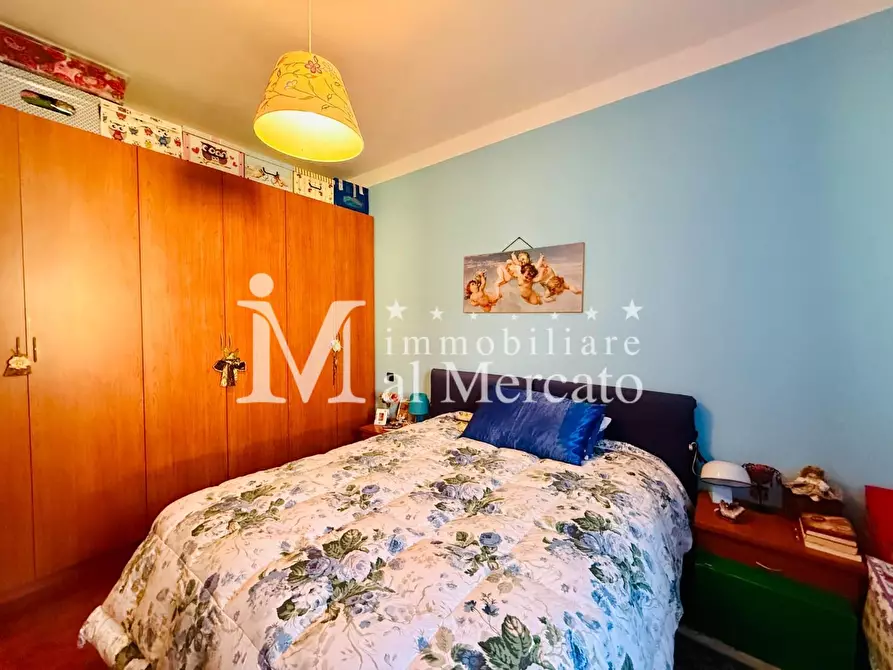 Immagine 21 di Appartamento in vendita  a Viareggio