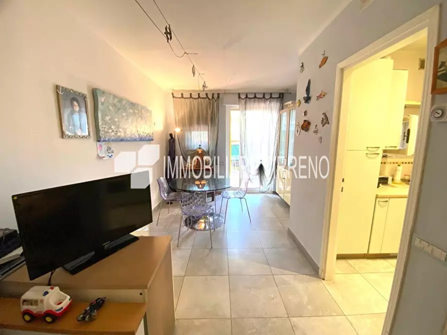 Immagine 21 di Villetta a schiera in vendita  a Massa