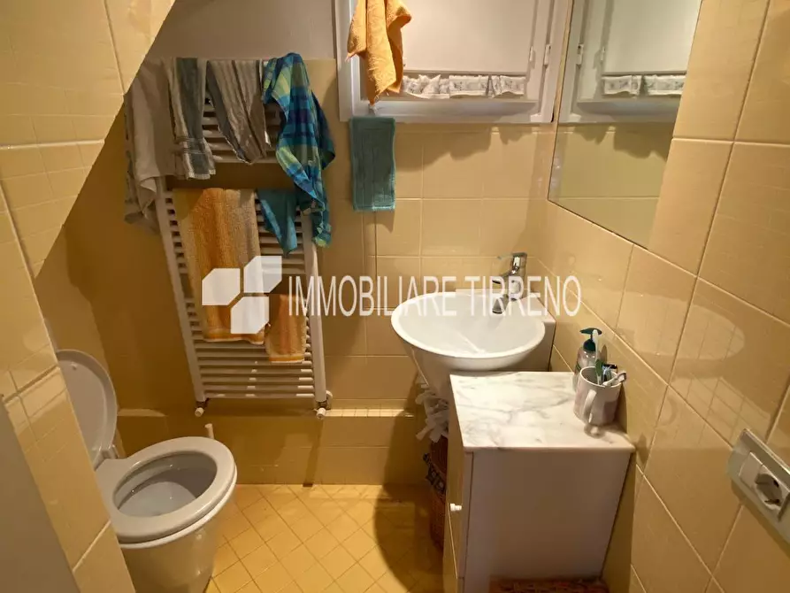 Immagine 23 di Villetta a schiera in vendita  a Massa