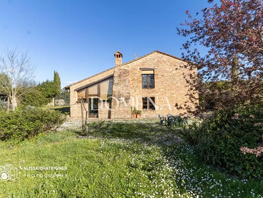 Immagine 8 di Casa indipendente in vendita  a Sovicille