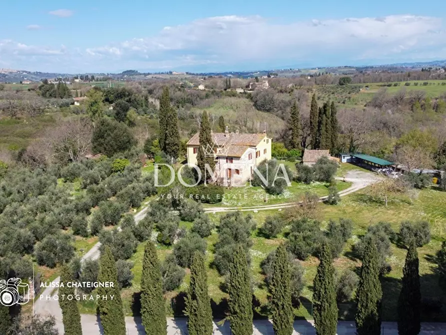 Immagine 5 di Villa in vendita  a Colle Di Val D'elsa