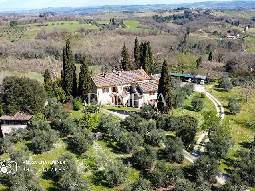Immagine 4 di Villa in vendita  a Colle Di Val D'elsa