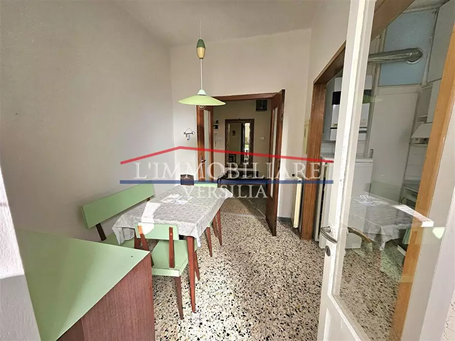 Immagine 14 di Appartamento in vendita  a Massa