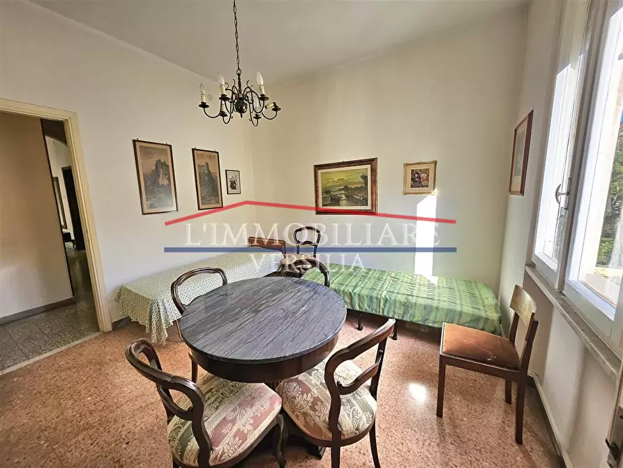 Immagine 17 di Appartamento in vendita  a Massa