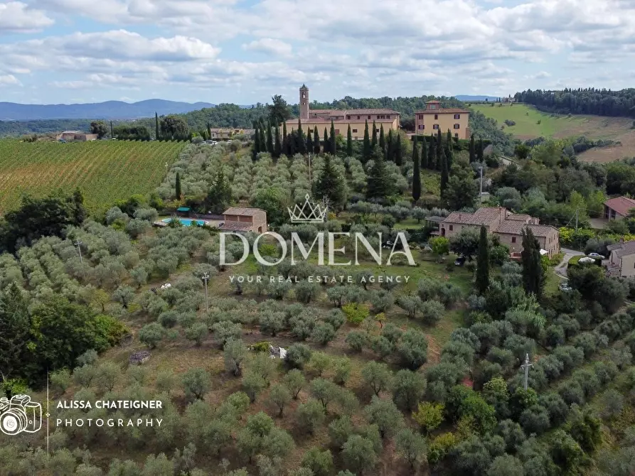 Immagine 43 di Casa colonica in vendita  a San Gimignano